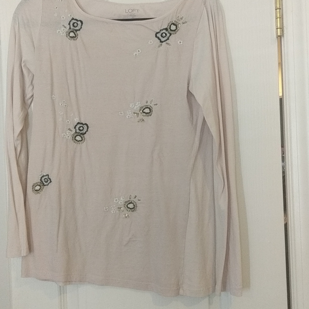 Long sleeve tee